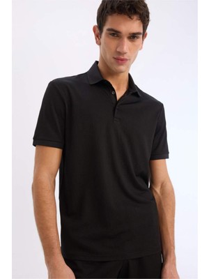 Defacto Slim Fit Dar Kesim Polo Yaka Dokulu Kısa Kollu Krinkıl Siyah Tişört