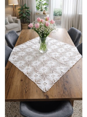 Lena Maison Ella Dantel Masa ve Fiskos Örtüsü Beyaz Simli Beyaz Şönil 95X95 cm