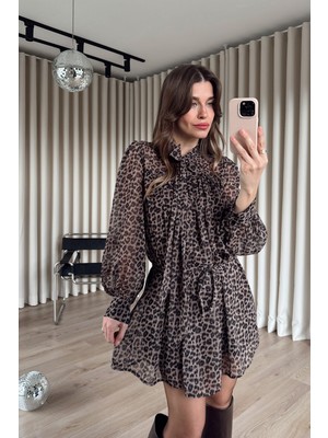 Sue Store Leopar Puantiyeli Astarlı Kısa Şifon Elbise