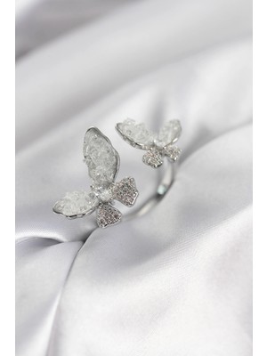 Krm Gümüş Renk Beyaz Kelebek Model Zirkon Taşlı Kadın Yüzük Krm