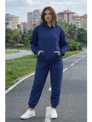 Evavi Kadın Baskısız Kapüşonlu Kanguru Cepli Lacivert Eşofman Takımı