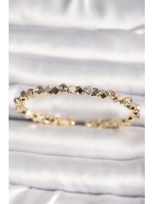 Krm Pirinç Gold Renk Zirkon Taşlı Küp Dorika Model Kadın Bileklik Krm