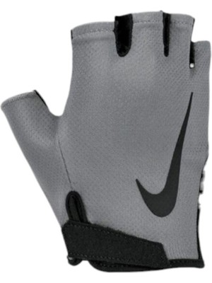 Nike Gym Essential 2.0 Gri Renkli Erkek Antrenman Eldiveni PU Malzeme ile Yüksek Tutuş Sağlar