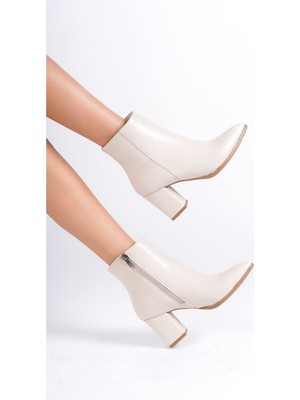 Sefayol Collie Bej Mat Deri Fermuarlı Topuklu Kadın Bot