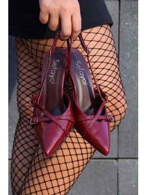 Sefayol Jeremy Bordo Rugan Çift Tokalı Topuklu Kadın Ayakkabı
