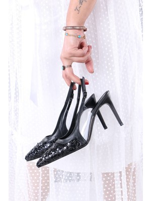 Sefayol Lela Siyah Pullu Topuklu Kadın Ayakkabı