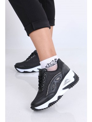 Sefayol Elaine Siyah Beyaz Taban Mat Deri Kadın Spor Ayakkabı