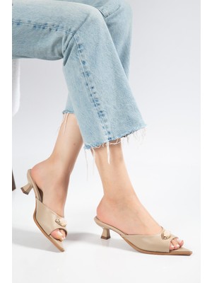Suins Shoes Suins Gisella Model Taşlı Toka Detaylı Terlik