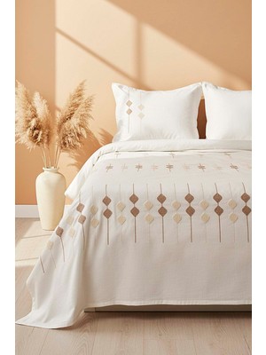 Ekru Zen Baklava Çift Kişilik Nakışlı Yatak Örtüsü Seti
