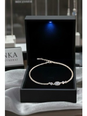 Anka Mücevherat Işıklı Kutuda 925 Ayar Gümüş Asalet Oval Kadın Bileklik
