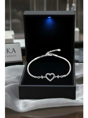 Anka Mücevherat Işıklı Kutuda 925 Ayar Gümüş Kalp Kadın Bileklik