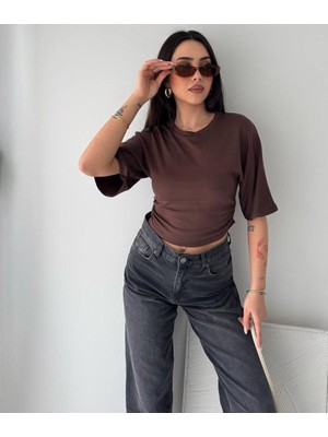 Noa Noa Kadın Oversize Yan Büzgü Crop Tişört Yarım Kol Basic