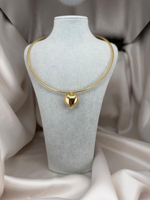 ZS Aksesuar Kalp Uçlu Gold Mıknatıslı Çelik Kolye – Modern Minimal Zarif Kadın Kolye