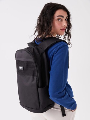 LC Waikiki Lcw Accessorıes Siyah Etiket Detaylı Kadın Sırt Çantası