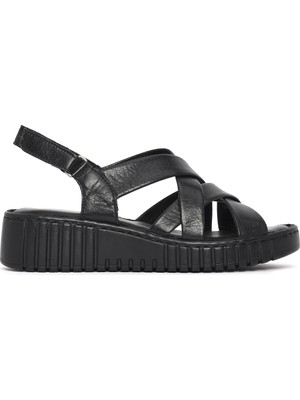 Derimod Kadın Siyah Kalın Tabanlı Deri Comfort Sandalet 26SFD411718