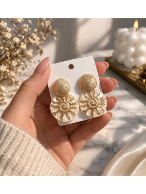 Bymiel Vintage Güneş Motifli Küpe – Şık Tasarım (Kararmaz Alerji Yapmaz 316 Çelik)