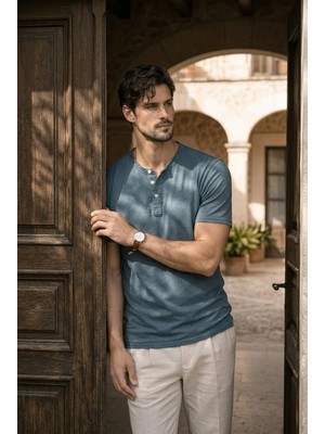 Valiberta Edgar Regular Fit 3 Düğmeli Pat Flamlı Suprem Kumaş Pis Yaka Erkek T-Shirt - Çam Yeşili