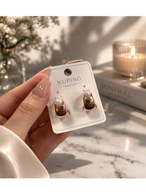 Bymiel Klasik Inci Detaylı Rose Gold Halka Küpe – Şık & Zarif Tasarım