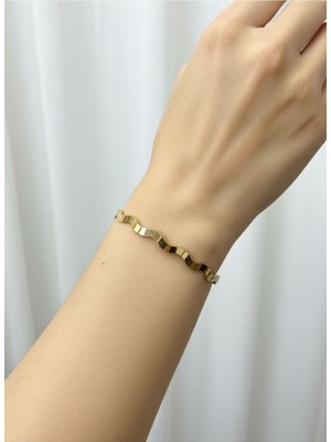 Kuyumcu Nurettin 9 gr (Gram) Zikzak 4 mm Desenli Enli Bilezik Yatırımlık Işçiliksiz 22(916) Ayar Altın