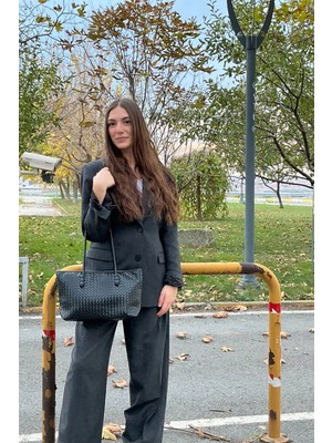 Lavia Kadın Omuz Çantası – Örgü Desenli, Fermuarlı