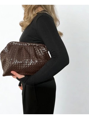 Valerina Örgü Dokulu Clutch Çanta – Çapraz Askılı Kadın Omuz Çantası (23×38×10 Cm)