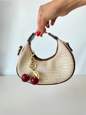 Lina Gerçek Hasır El ve Kadın Omuz Çantası Krem ( Kiraz Charm Dahil )