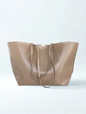 Sasha Kadın Omuz Çantası – Geniş Hacimli, Fermuarlı Iç Bölmeli, Kaliteli Suni Deri(50×30×15 Cm)