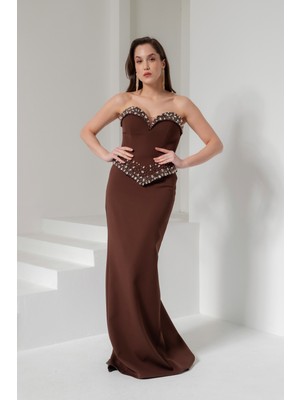 Lafaba Kadın Kahverengi Straplez Yaka Taşlı Uzun Balık Abiye Elbise