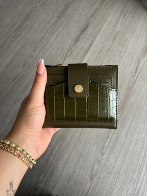 Coco Bozuk Para Bölmeli ve Kartlıklı, Fermuarlı Orta Boy Kadın Cüzdan