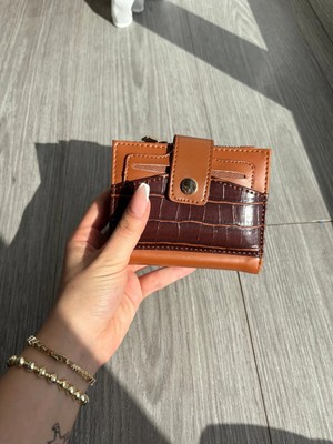 Coco Bozuk Para Bölmeli ve Kartlıklı, Fermuarlı Orta Boy Kadın Cüzdan