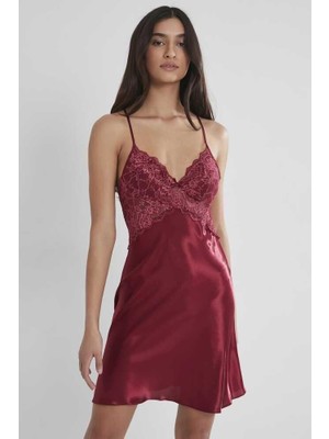 Pierre Cardin Bordo Saten Güpürlü Gecelik 608