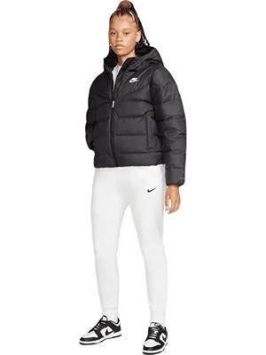 Nike DQ5903-010 Sportswear Storm-Fit Windrunner Kadın Spor Mont