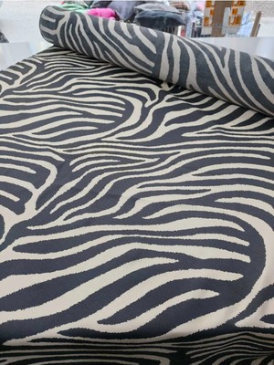 Viskon Zebra Desenli Siyah Krem Kumaş – 150 cm En – Elbiselik, Tuniklik, Dekoratif Kumaş