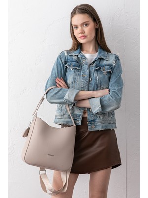 Just Polo Mila Charmlı Büyük Boy Yumuşak Deri Görünümlü Geniş Hacimli Taş Kadın Kol Çantası PBU3207