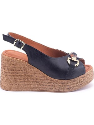 Mammamia Venüs 2409702Y Dolgu Topuk Tokalı Genç Kadın Sandalet