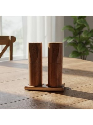 SÜS %100 Doğal Akasya Ahşap Tuzluk Biberlik Seti | Full Ahşap Standlı 2'li Baharatlık | Kırılmaya Dayanıklı ve Sağlıklı Sofra Takımı