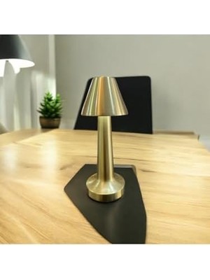 SÜS 3 Renkli Dokunmatik Şarjlı Dimlenebilir Üç Fonksiyonlu Dekoratif Masa Lambası