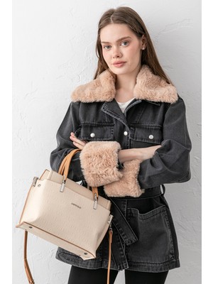 Just Polo Pera Ayarlanabilir Askılı Kabartma Yazılı Çok Bölmeli Geniş Hacimli Kadın Krem El ve Kol Çantası PBU5404