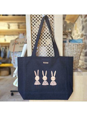 Bumudur Aksesuar Üç Sevimli Tavşan Baskılı Siyah Kanvas Bez Çanta Sap Gri̇ Beyaz Kareli̇ Astarlı Cırt Cırtlı Suluk Tutuculu - Büyük