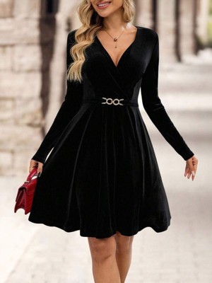 Veralya Moda Kadın Uzun Kollu Kruvaze Yakalı Toka Detaylı Mini Kadife Elbise