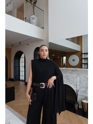 Özge Özgenç Balıkçı Yaka Tek Kol Bluz