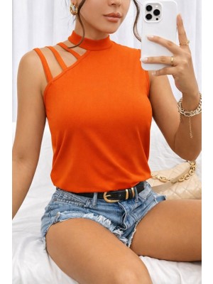 Nidam Butik Kadın Omuzdan Şerit Detaylı Yarı Balıkçı Yaka Viskon Bluz