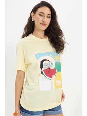 Tudors Kadın Oversize Geniş Kesim %100 Pamuk Bisiklet Yaka Kısa Kollu Baskılı Sarı Tişört