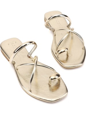 Gönderi(r) Kadın Altın  Parmak Arası Terlik