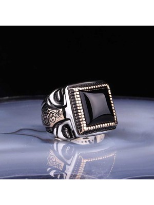Pazarcan Gümüş Kare Onix Taşlı Erkek Yüzük