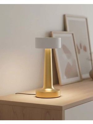 Zenvia Modern Altın Gövdeli LED Masa Lambası 3 Işık Modlu