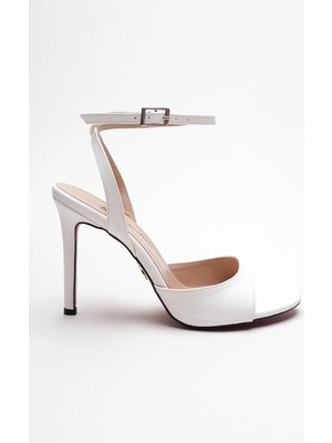 Ayakkabı Ateşi Kadın Ince Bant Arka Baretli Topuklu Ayakkabı Livora Beyaz Cilt