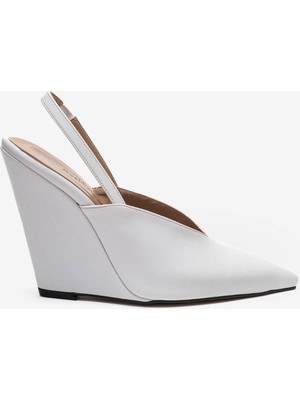 Ayakkabı Ateşi Kadın Beyaz Cilt Sivri Burun Dolgu Topuklu Arkası Açık  Ayakkabı Luigi