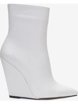 Ayakkabı Ateşi Kadın Beyaz Cilt Sivri Burun Dolgu Topuklu  Bot Polly