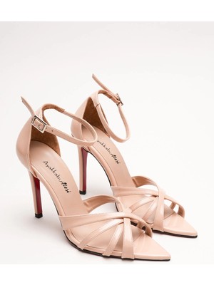 Ayakkabı Ateşi Kadın Özel Tasarım Ince Topuklu Ayakkabı Accosie Nude Rugan